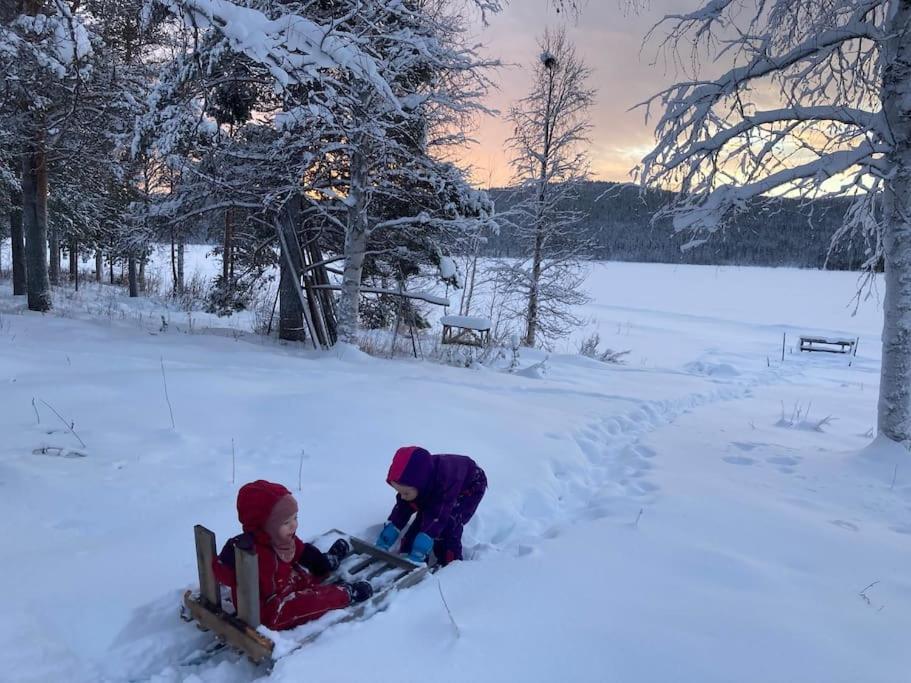 Lakeside Wilderness Cabin Jokkmokk Bagian luar foto